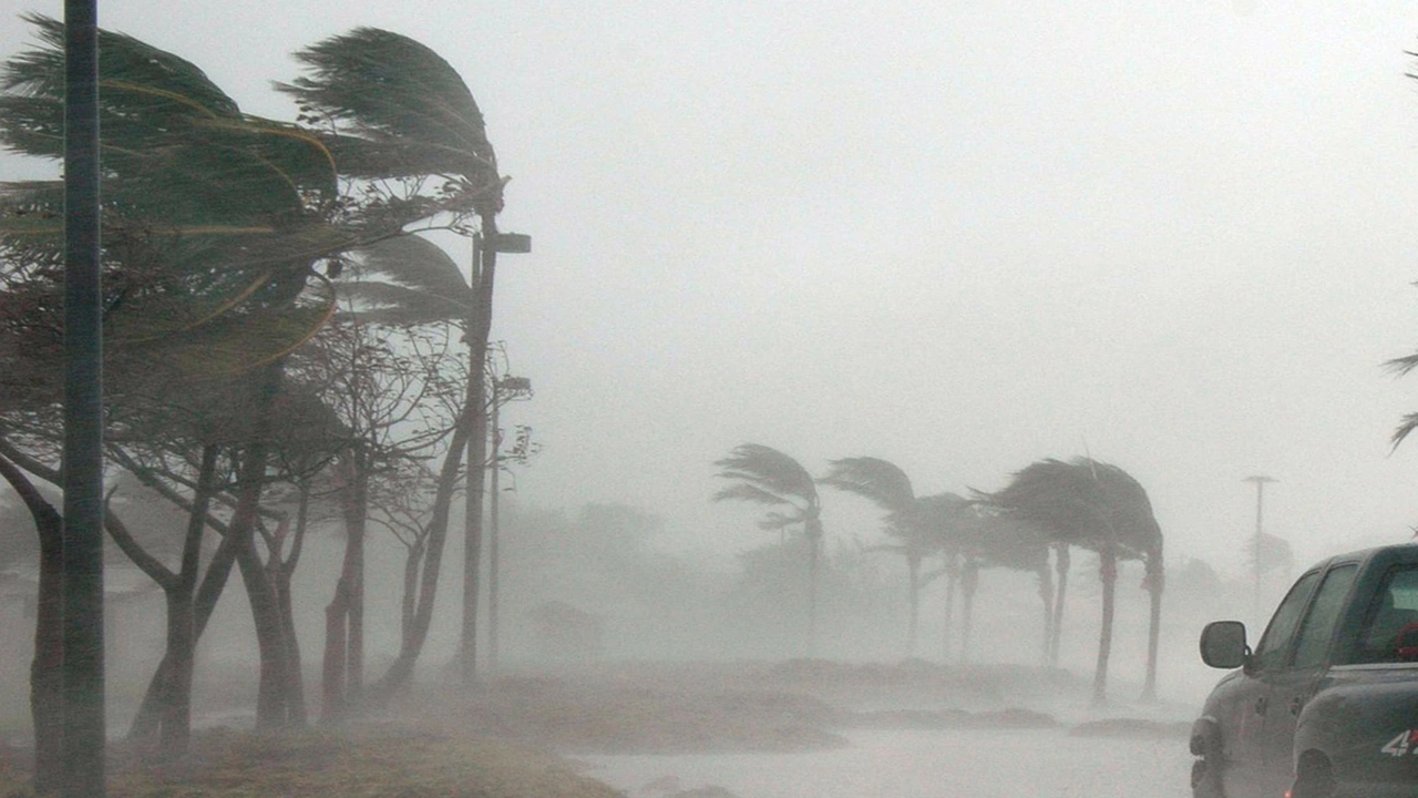 الأرصاد تحذر من سيول وأمطار رعدية تضرب مصر بالتزامن مع إجازة العيد